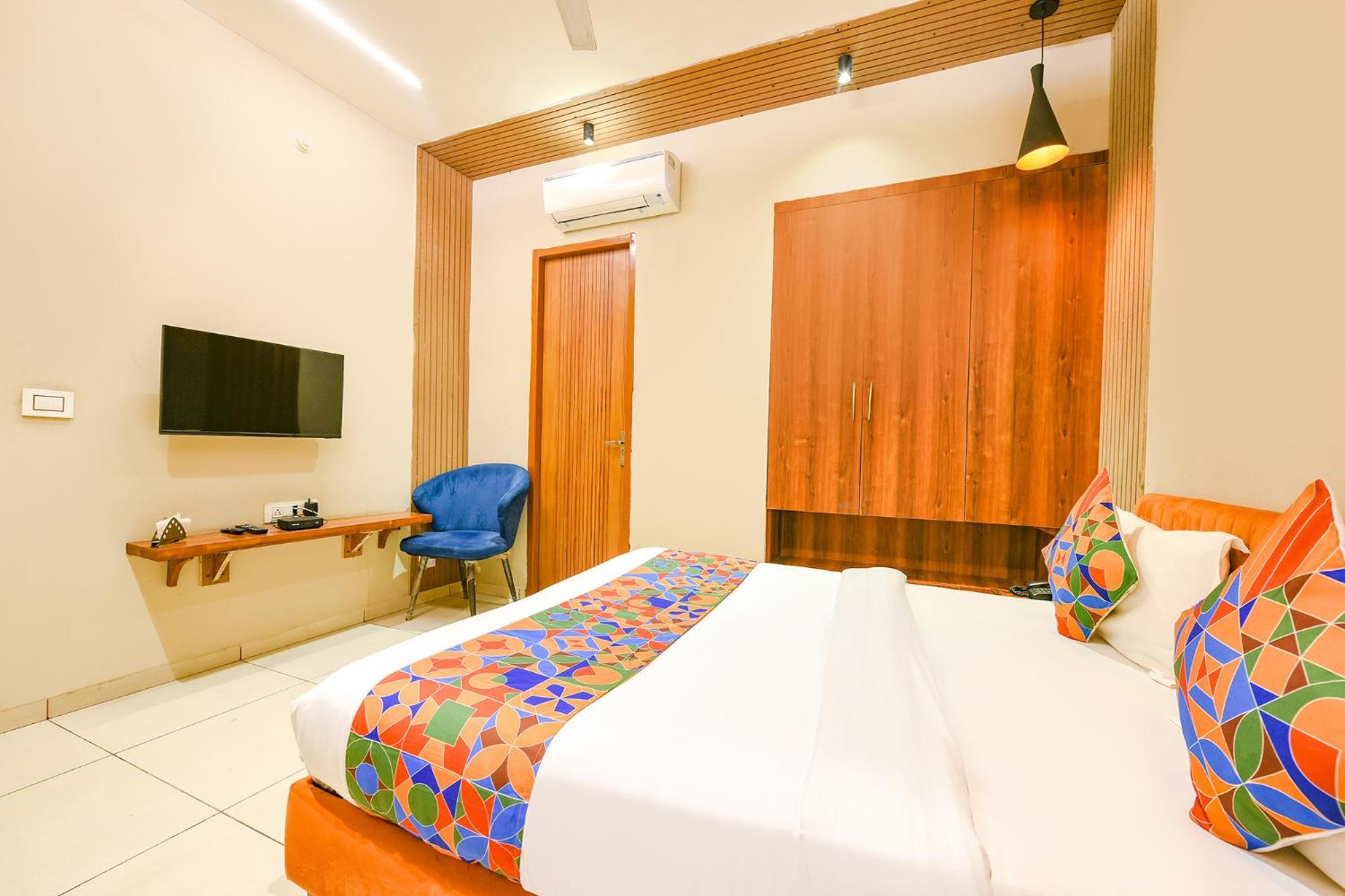 Fabhotel Dc Premium Zirakpur Zewnętrze zdjęcie