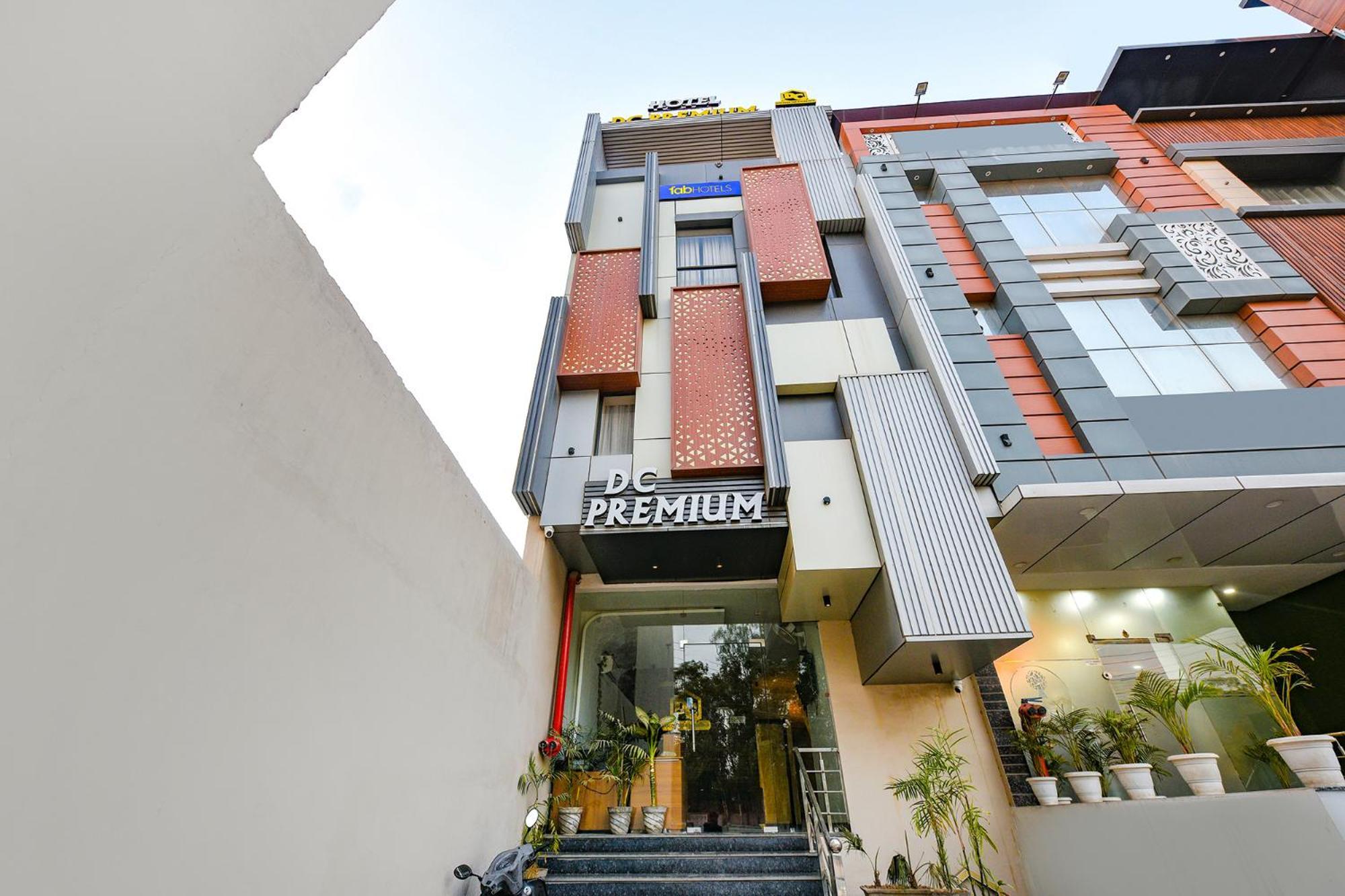 Fabhotel Dc Premium Zirakpur Zewnętrze zdjęcie