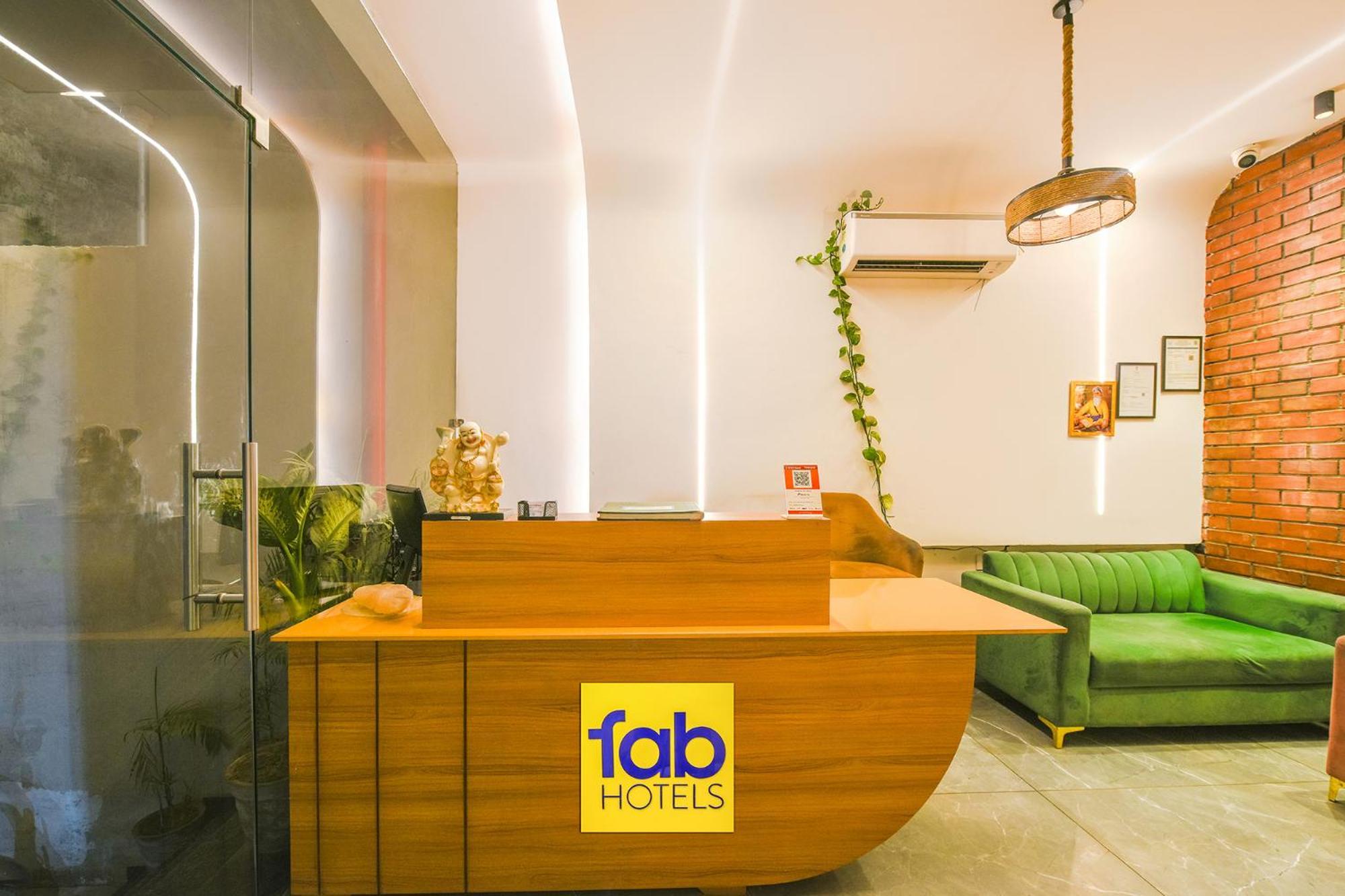 Fabhotel Dc Premium Zirakpur Zewnętrze zdjęcie